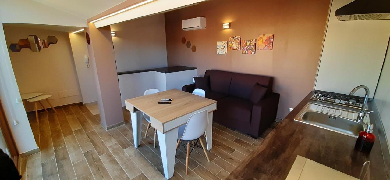 Donjon Suite Centro Storico 카스텔부오노 외부 사진
