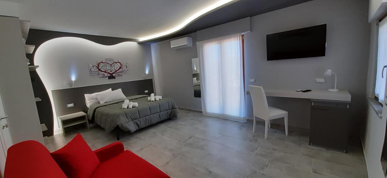 Donjon Suite Centro Storico 카스텔부오노 외부 사진