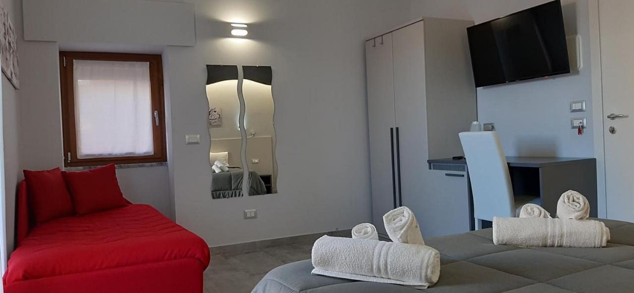 Donjon Suite Centro Storico 카스텔부오노 외부 사진