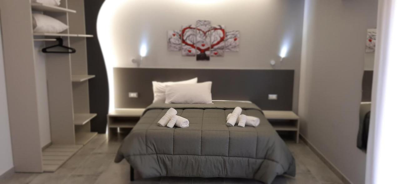 Donjon Suite Centro Storico 카스텔부오노 외부 사진