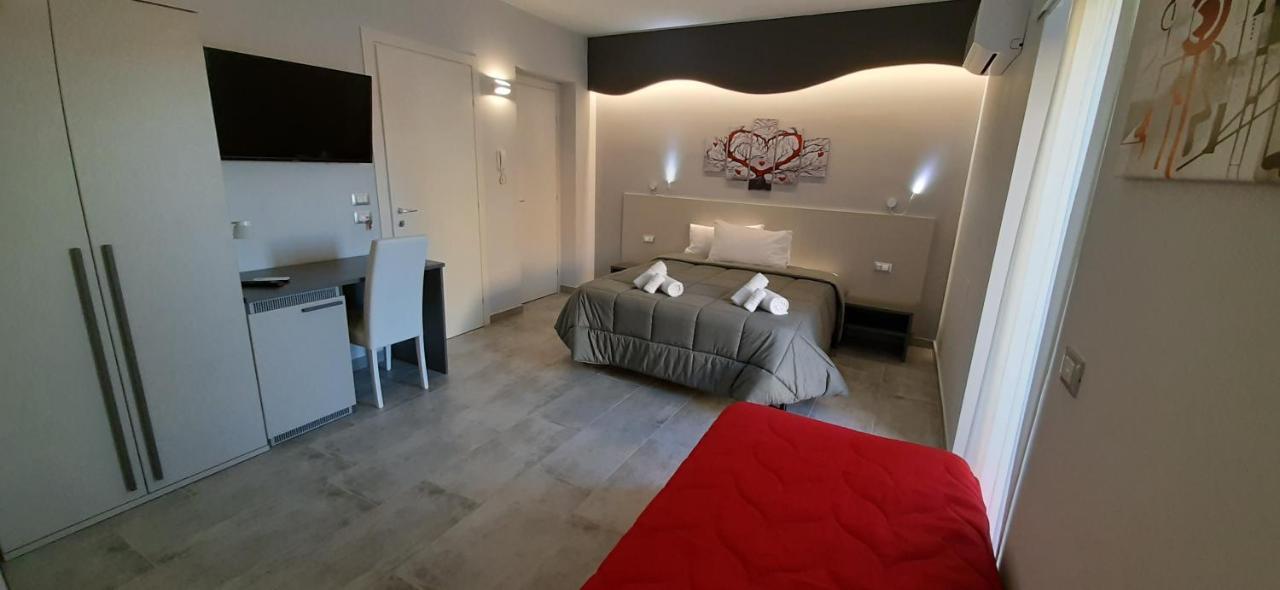 Donjon Suite Centro Storico 카스텔부오노 외부 사진