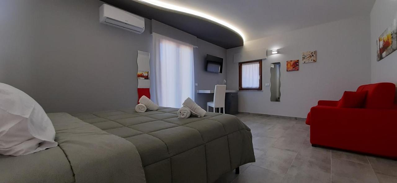 Donjon Suite Centro Storico 카스텔부오노 외부 사진